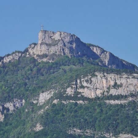 Superbe Appartement - Parking Gratuit - 4 Personnes Chambéry Exterior foto
